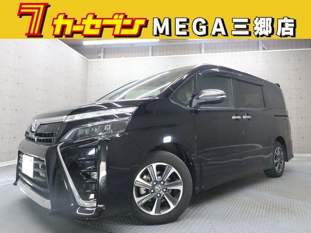TOYOTA VOXY 2020