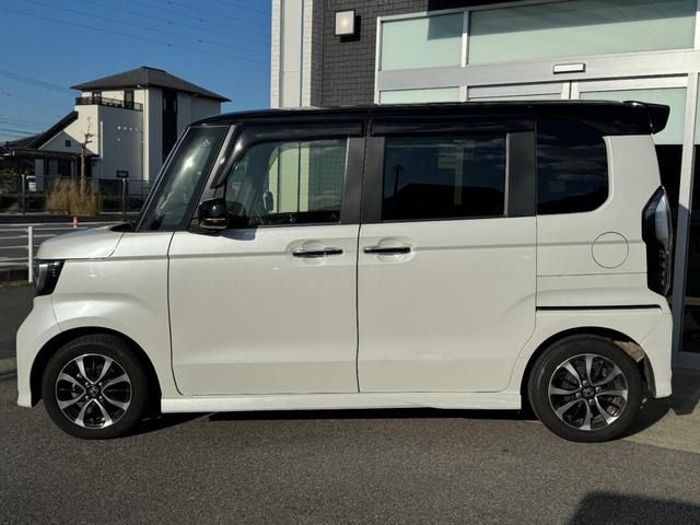 HONDA N BOX CUSTOM 2019