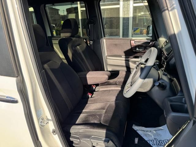 HONDA N BOX CUSTOM 2019