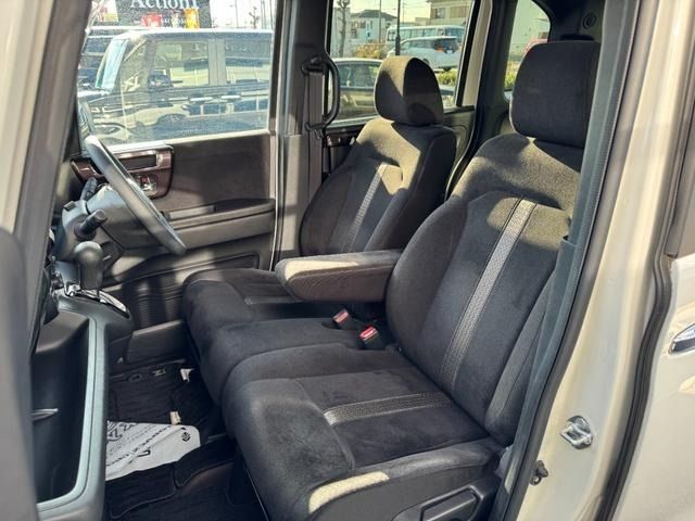 HONDA N BOX CUSTOM 2019