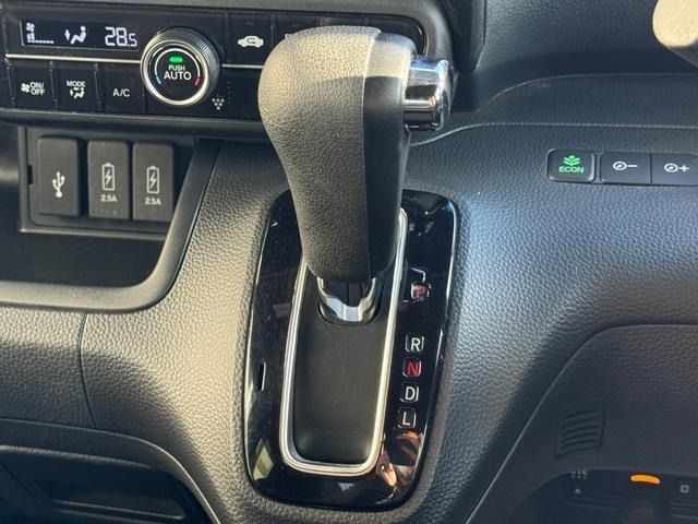 HONDA N BOX CUSTOM 2019