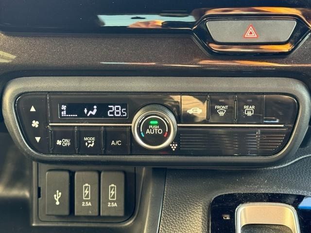 HONDA N BOX CUSTOM 2019