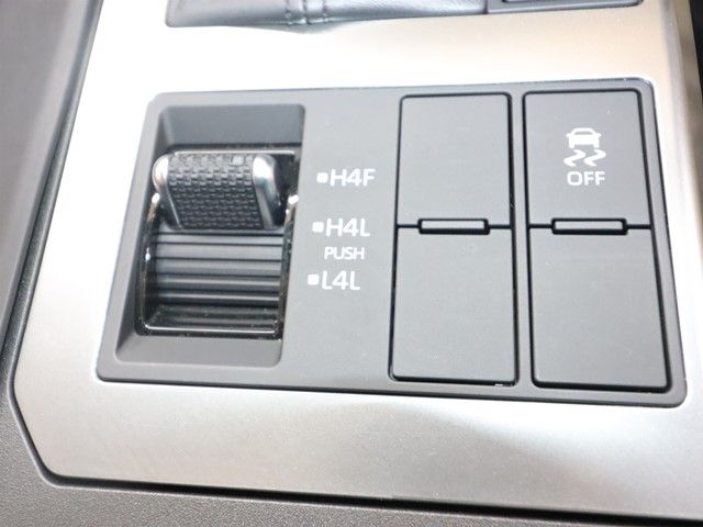 TOYOTA LANDCRUISER 250 2024