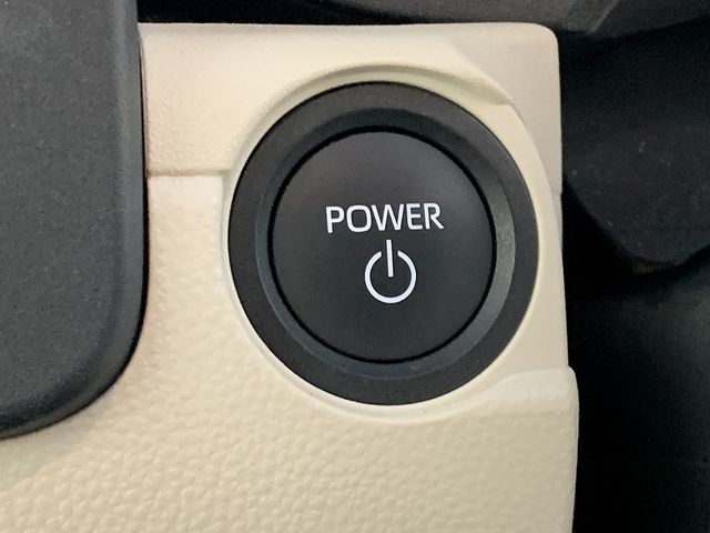 TOYOTA SIENTA HYBRID 2024