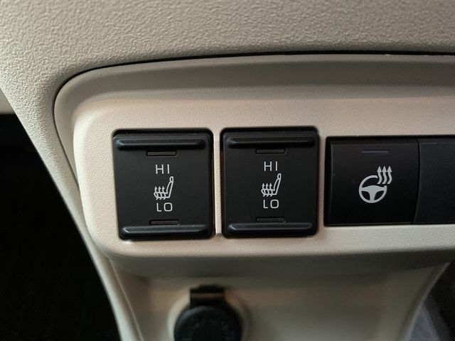 TOYOTA SIENTA HYBRID 2024