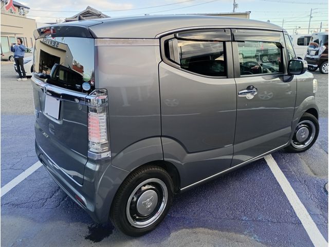 HONDA N BOX SLASH 2017