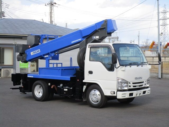 ISUZU ELF 2018