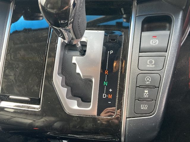 TOYOTA ALPHARD 4WD 2017