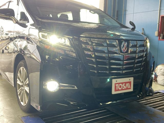 TOYOTA ALPHARD 4WD 2017