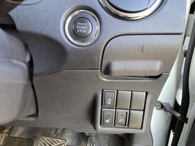 NISSAN ROOX 4WD 2011