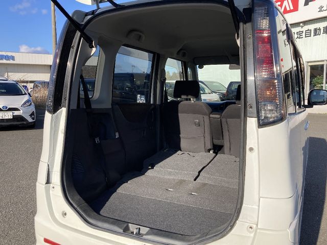 NISSAN ROOX 4WD 2011