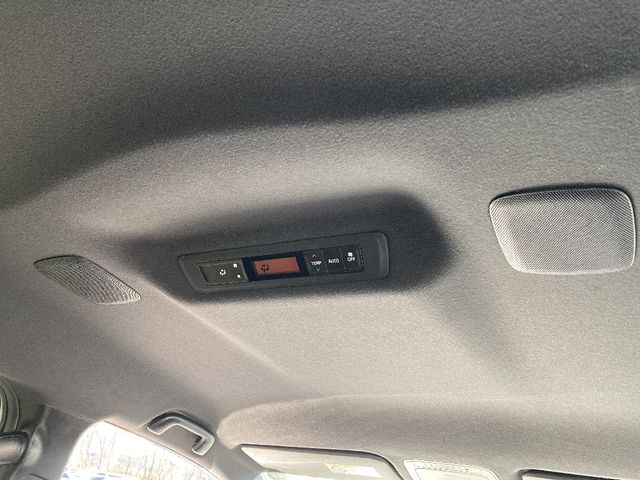 TOYOTA VOXY 4WD 2018