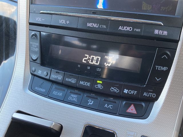 TOYOTA ALPHARD 4WD 2015