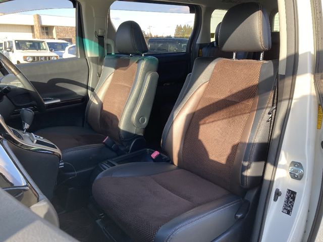 TOYOTA ALPHARD 4WD 2015