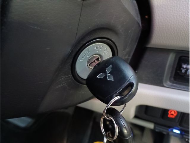 MITSUBISHI eK WAGON 2014