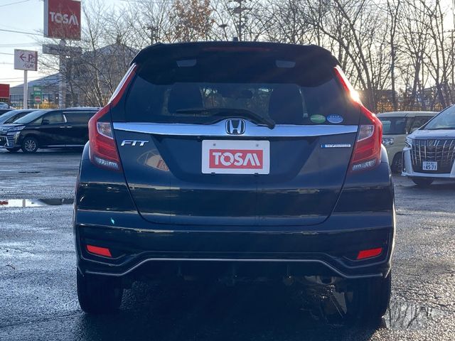 HONDA FIT HYBRID 4WD 2019