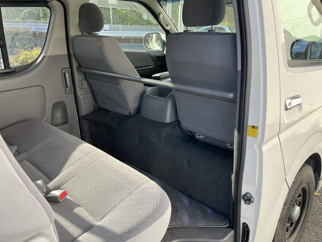 TOYOTA HIACE van 2WD 2009