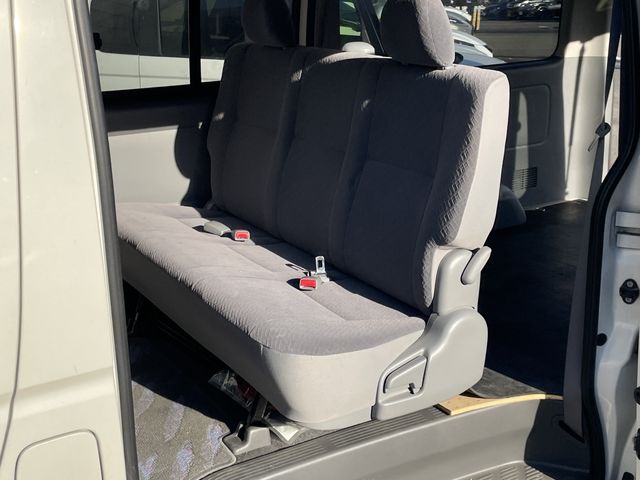 TOYOTA HIACE van 2WD 2009