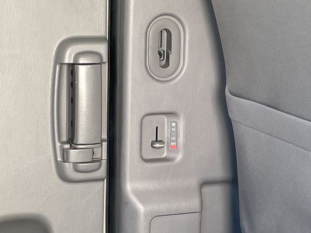 TOYOTA HIACE van 2WD 2009