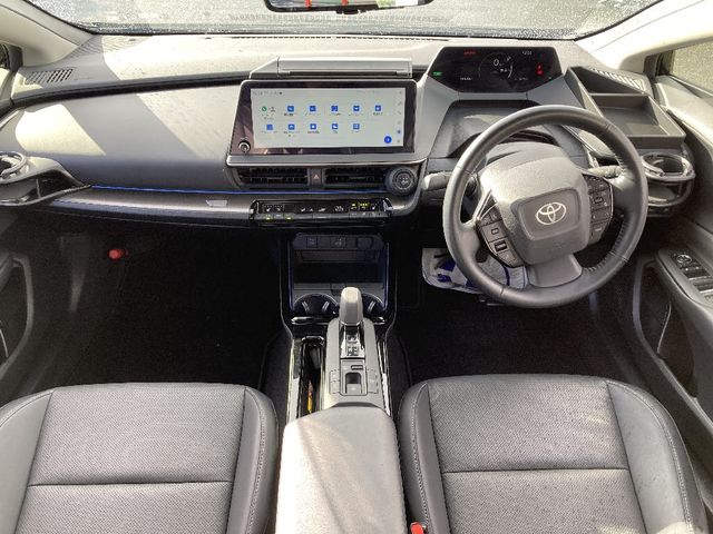 TOYOTA PRIUS 4WD 2023