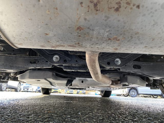 TOYOTA PRIUS 4WD 2023