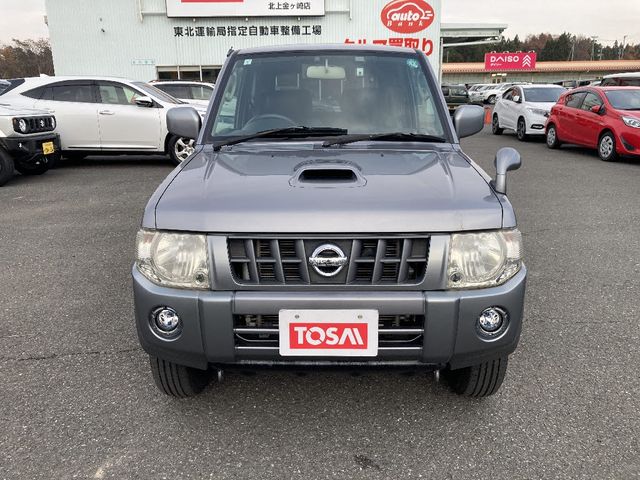NISSAN KIX 4WD 2011