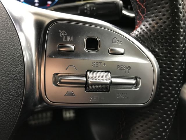 MERCEDES BENZ MERCEDES BENZ A class 2018