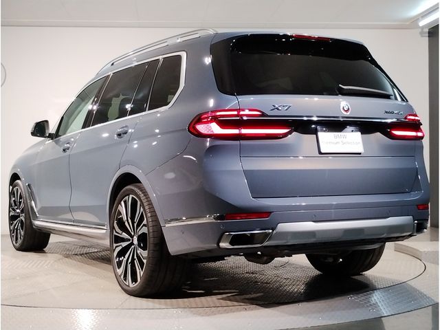 BMW BMW X7 2023