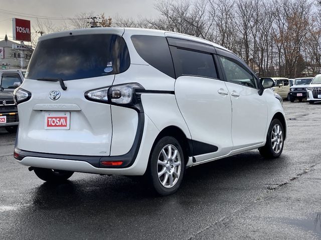 TOYOTA SIENTA 4WD 2017