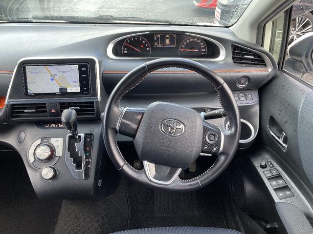 TOYOTA SIENTA 4WD 2017