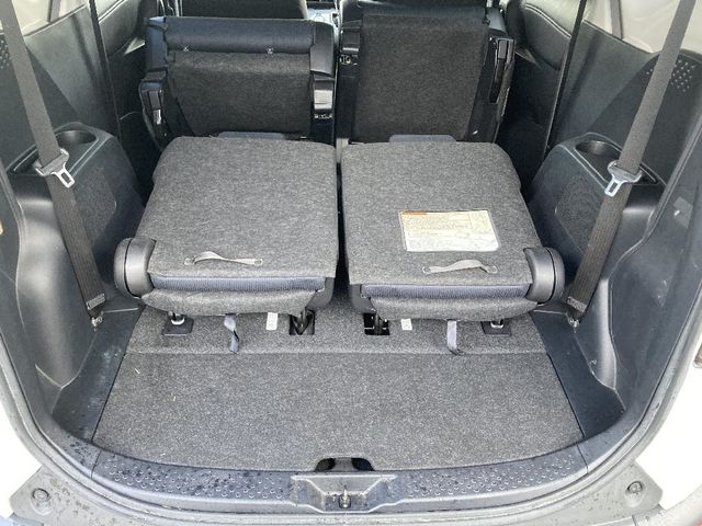 TOYOTA SIENTA 4WD 2017