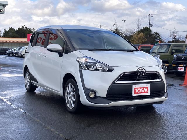 TOYOTA SIENTA 4WD 2017