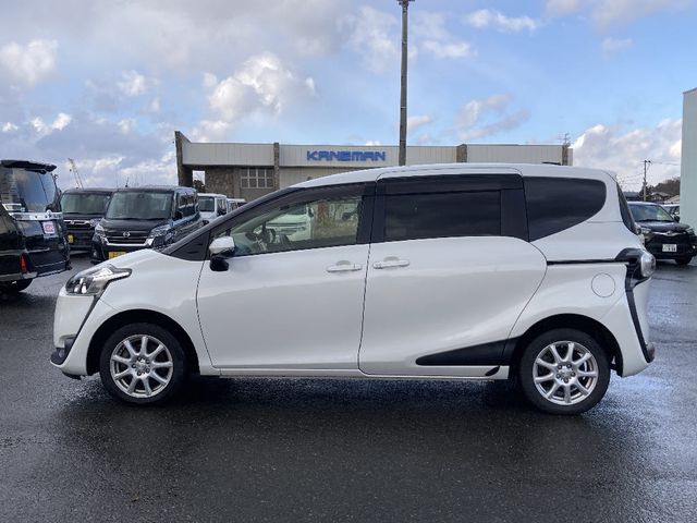 TOYOTA SIENTA 4WD 2017