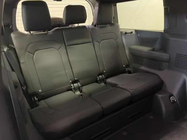 ROVER ROVER DEFENDER 2023