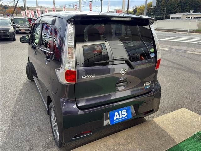 NISSAN DAYZ 2013