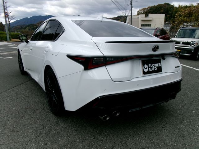 TOYOTA LEXUS IS500 2023