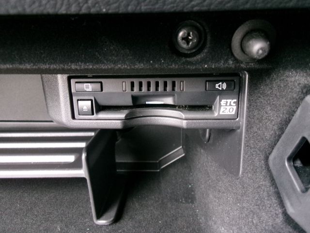 TOYOTA LEXUS IS500 2023