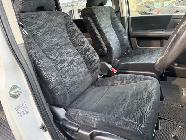 HONDA STEPWAGON 2012