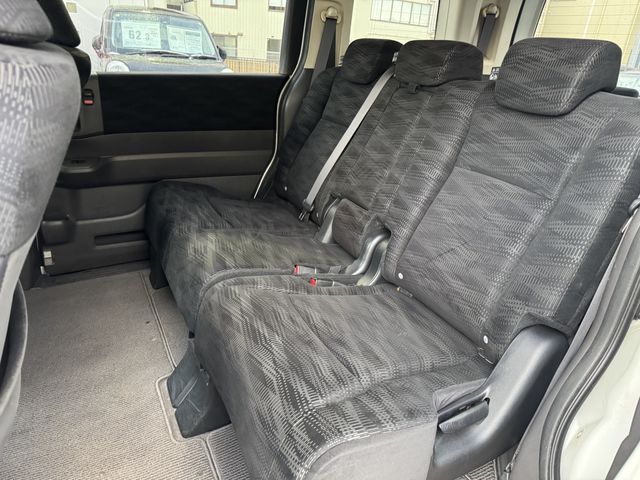 HONDA STEPWAGON 2012