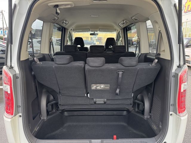 HONDA STEPWAGON 2012