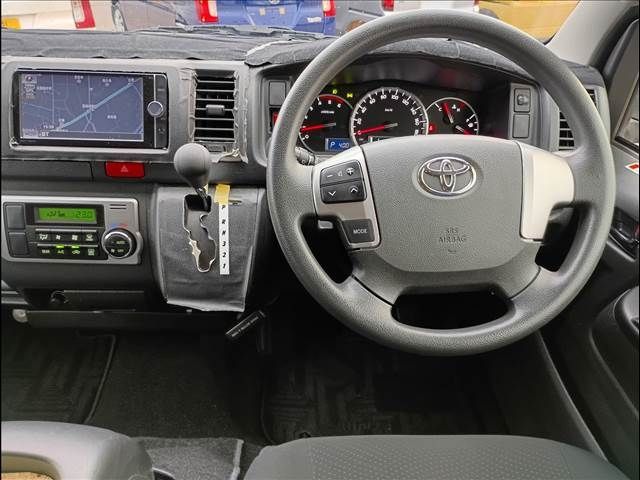 TOYOTA HIACE van 4WD 2014