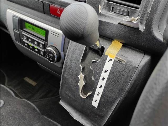 TOYOTA HIACE van 4WD 2014