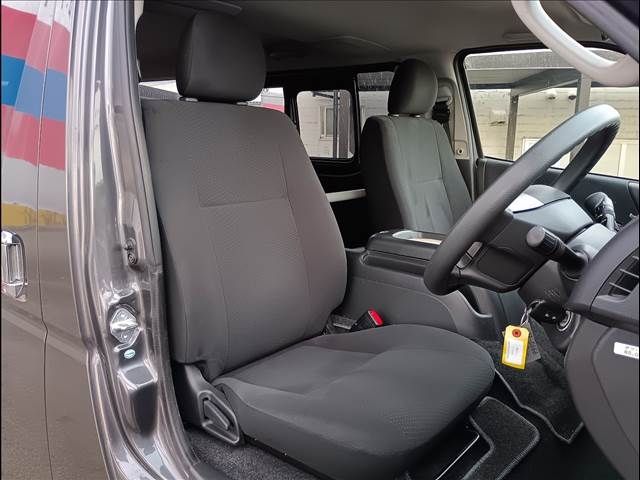 TOYOTA HIACE van 4WD 2014