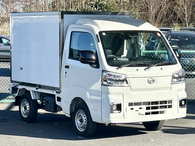 DAIHATSU HIJET truck 2022