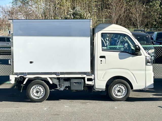 DAIHATSU HIJET truck 2022
