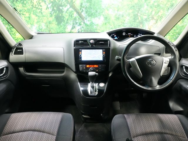 NISSAN SERENA  S-HYBRID 2014