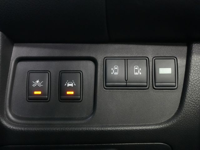 NISSAN SERENA  S-HYBRID 2014