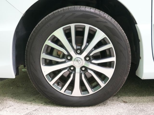 NISSAN SERENA  S-HYBRID 2014