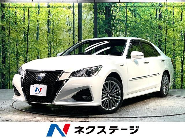 TOYOTA CROWN sedan hybrid 4WD 2017