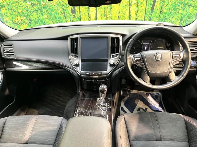 TOYOTA CROWN sedan hybrid 4WD 2017